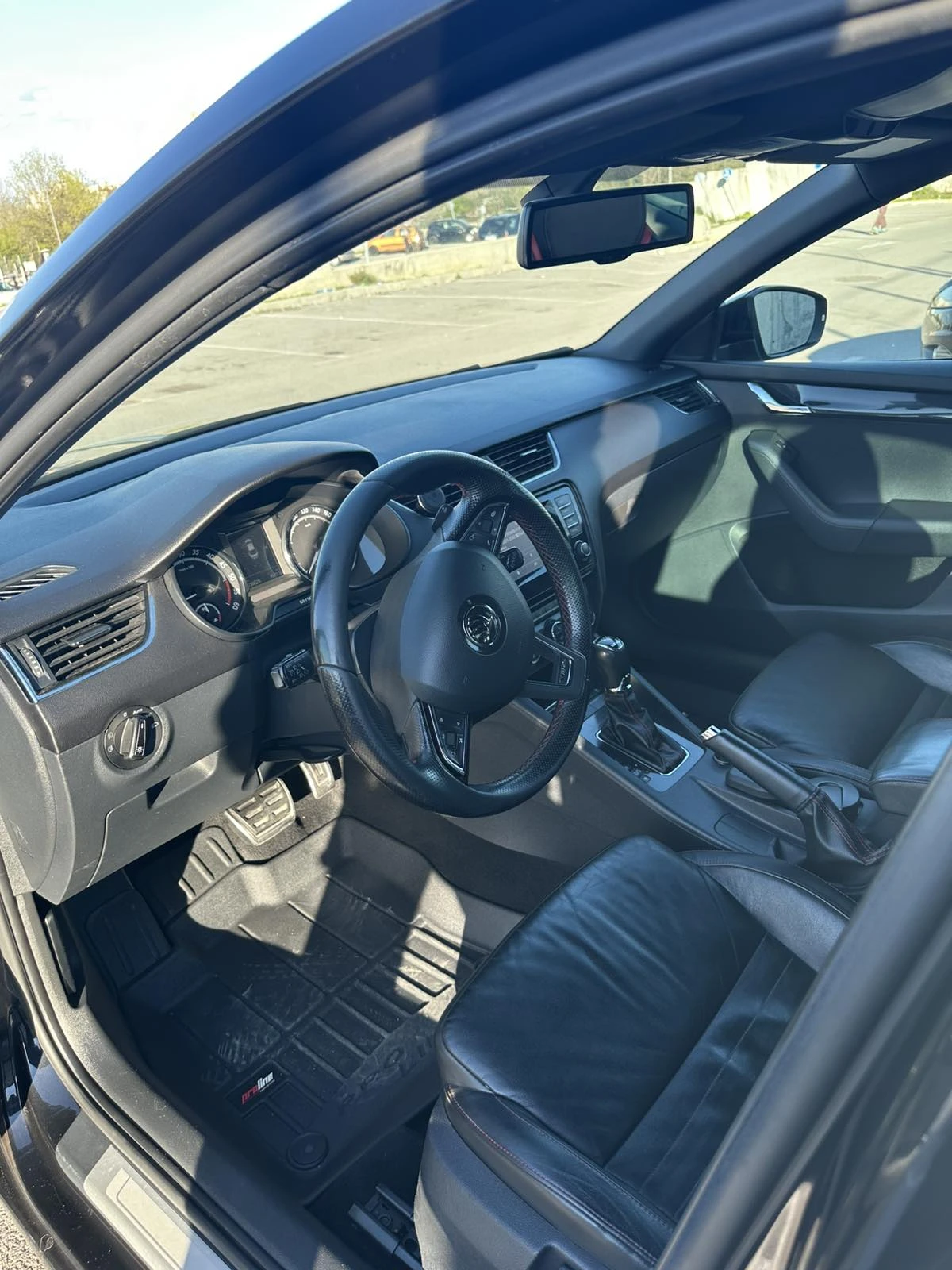 Skoda Octavia VRS | Mobile.bg � ����������� 12