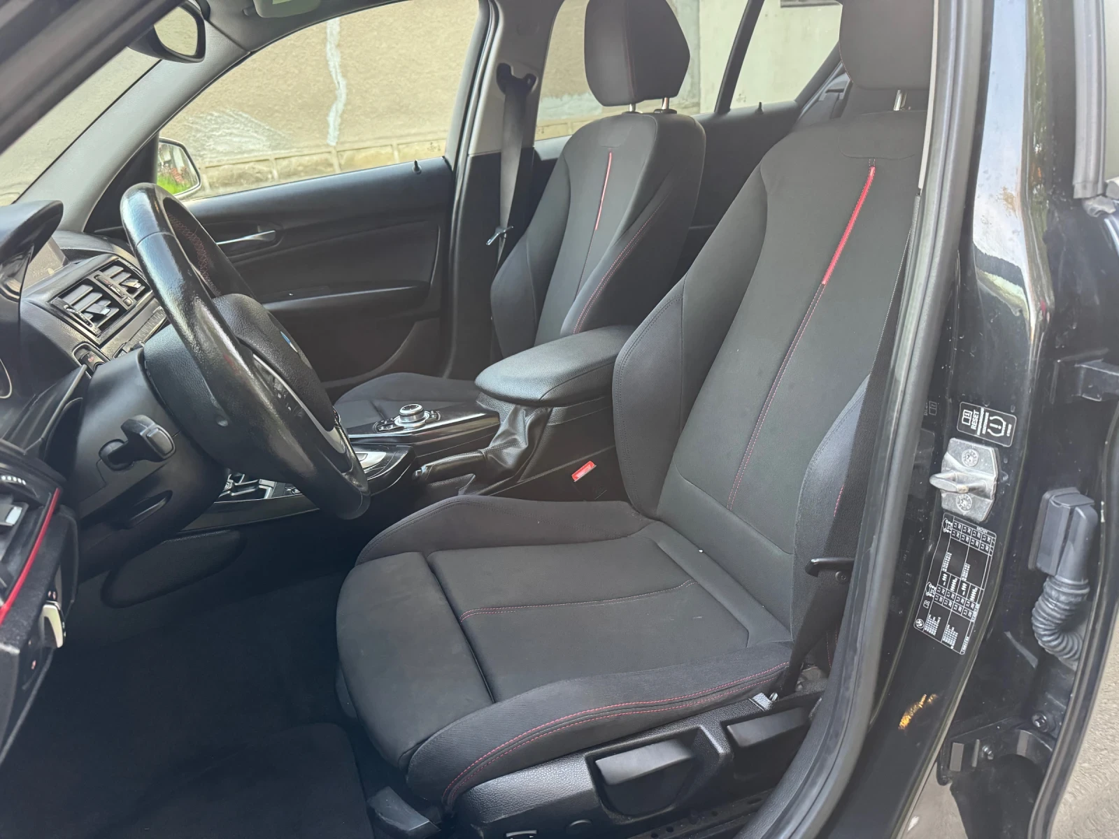 BMW 118 D Avtomat;:Full::top, снимка 9 - Автомобили и джипове - 54309392