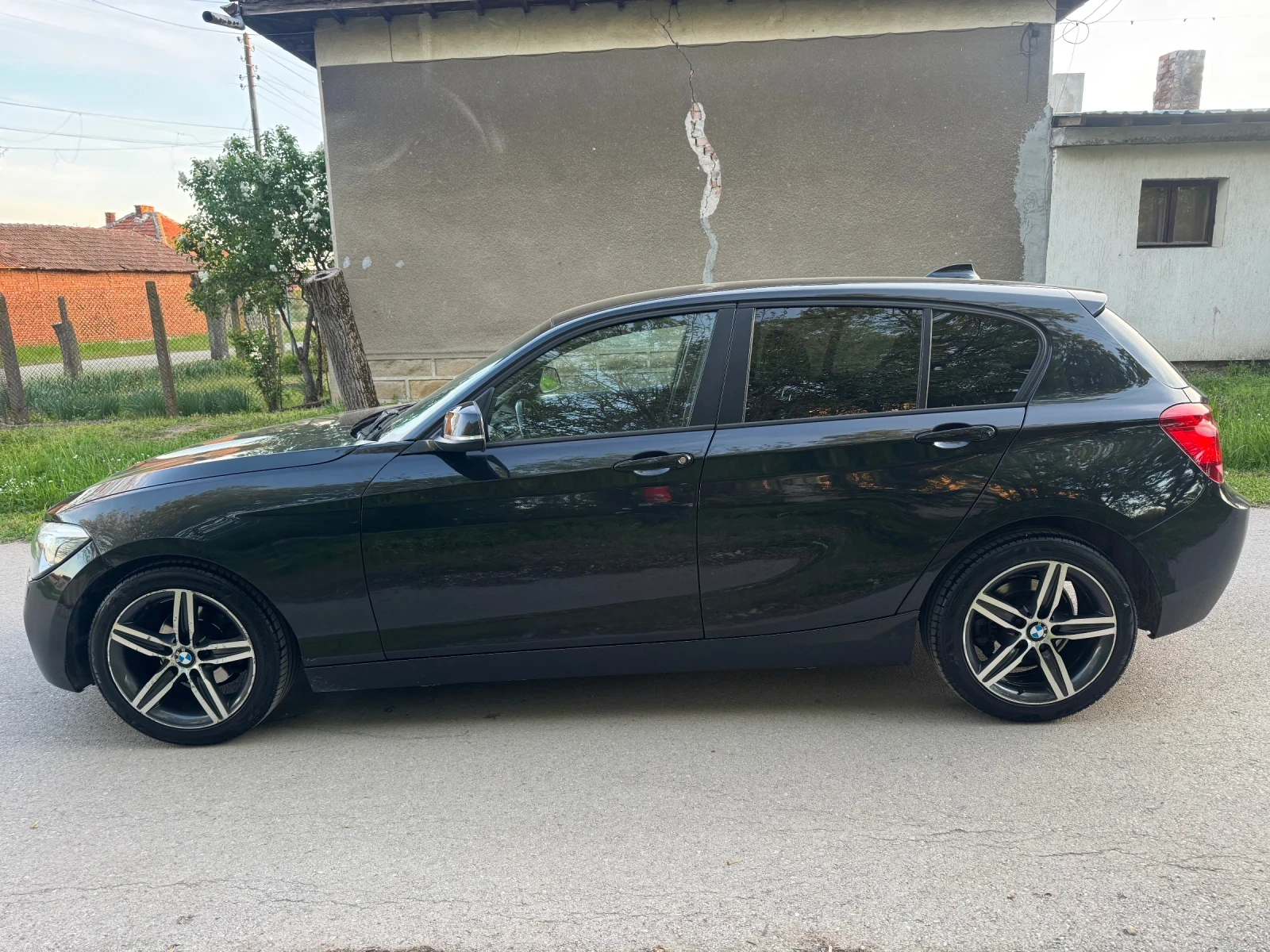 BMW 118 D Avtomat;:Full::top, снимка 3 - Автомобили и джипове - 54309392