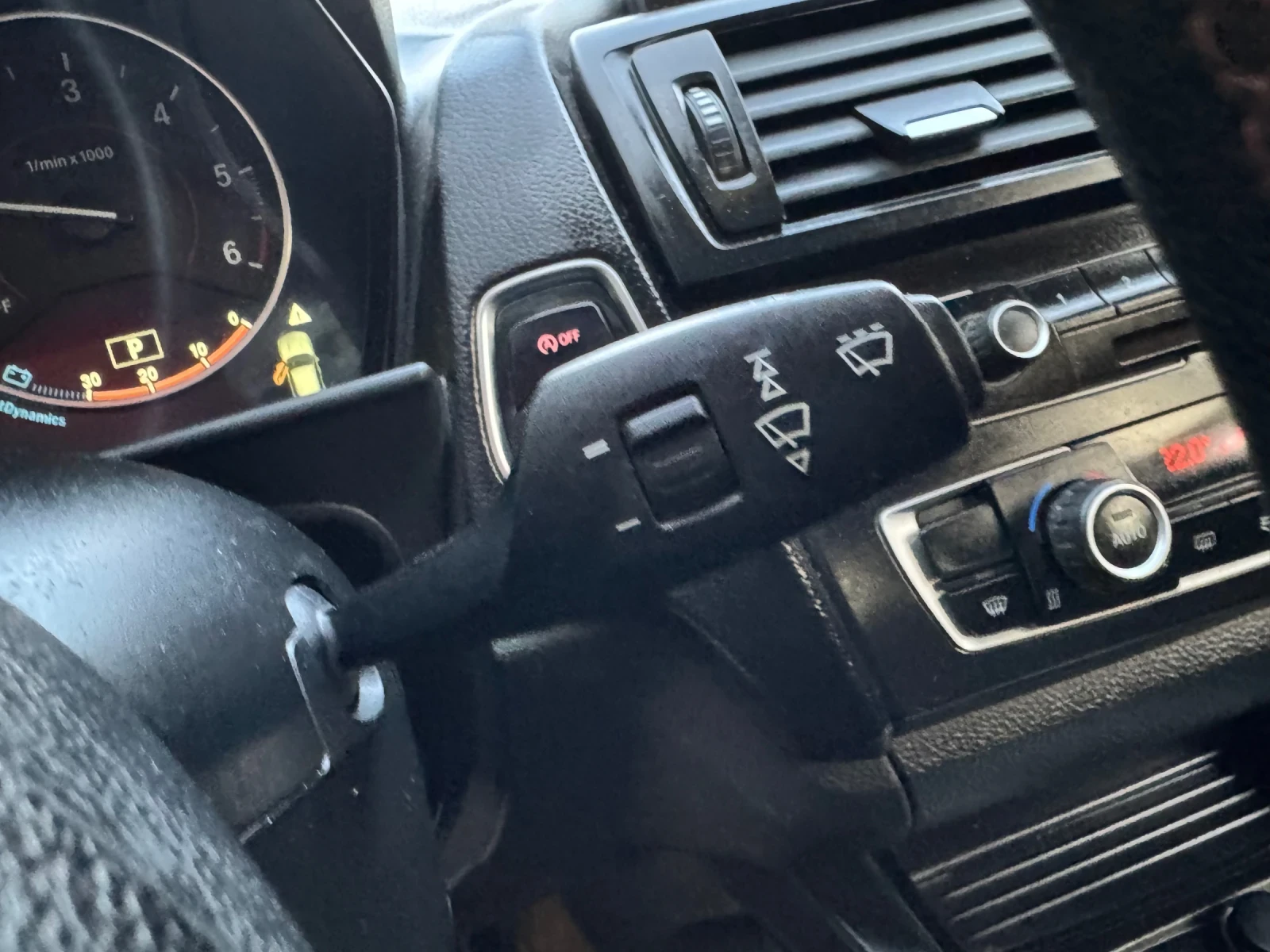 BMW 118 D Avtomat;:Full::top, снимка 16 - Автомобили и джипове - 54309392