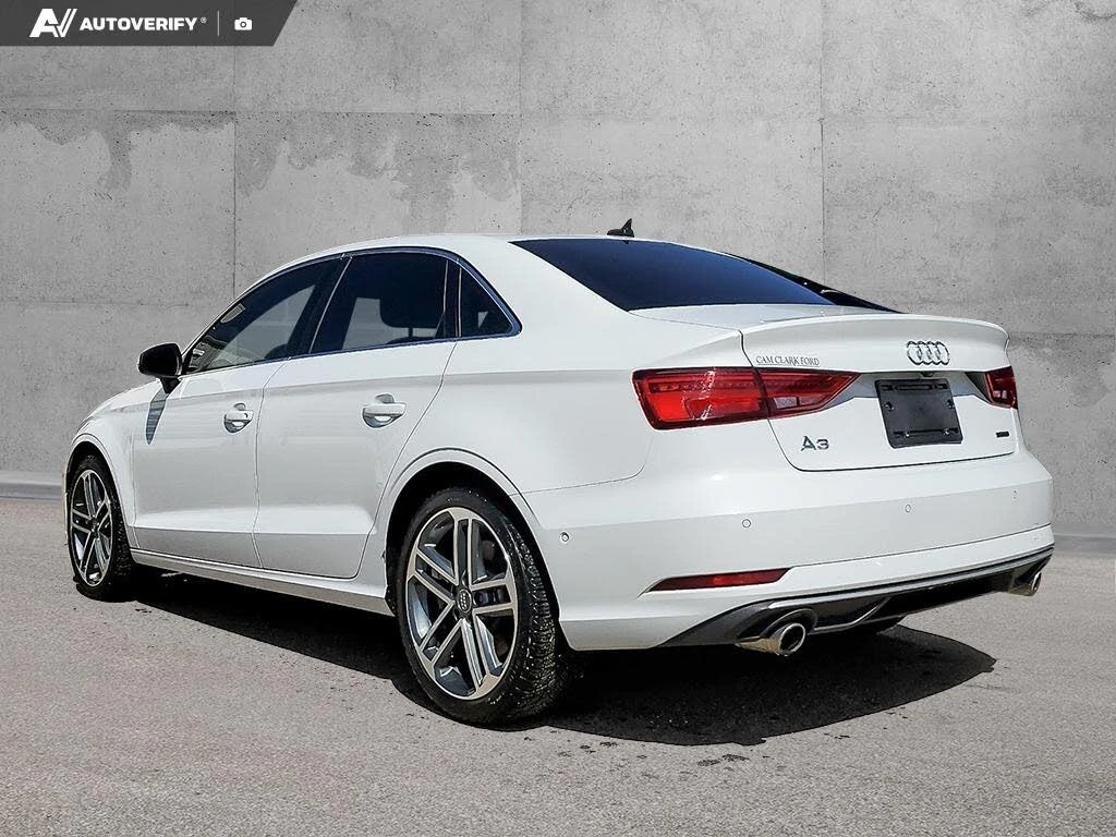 Audi A3 * S-Line* * HeadUp* A���������* (���� �� ��) | Mobile.bg � ����������� 4