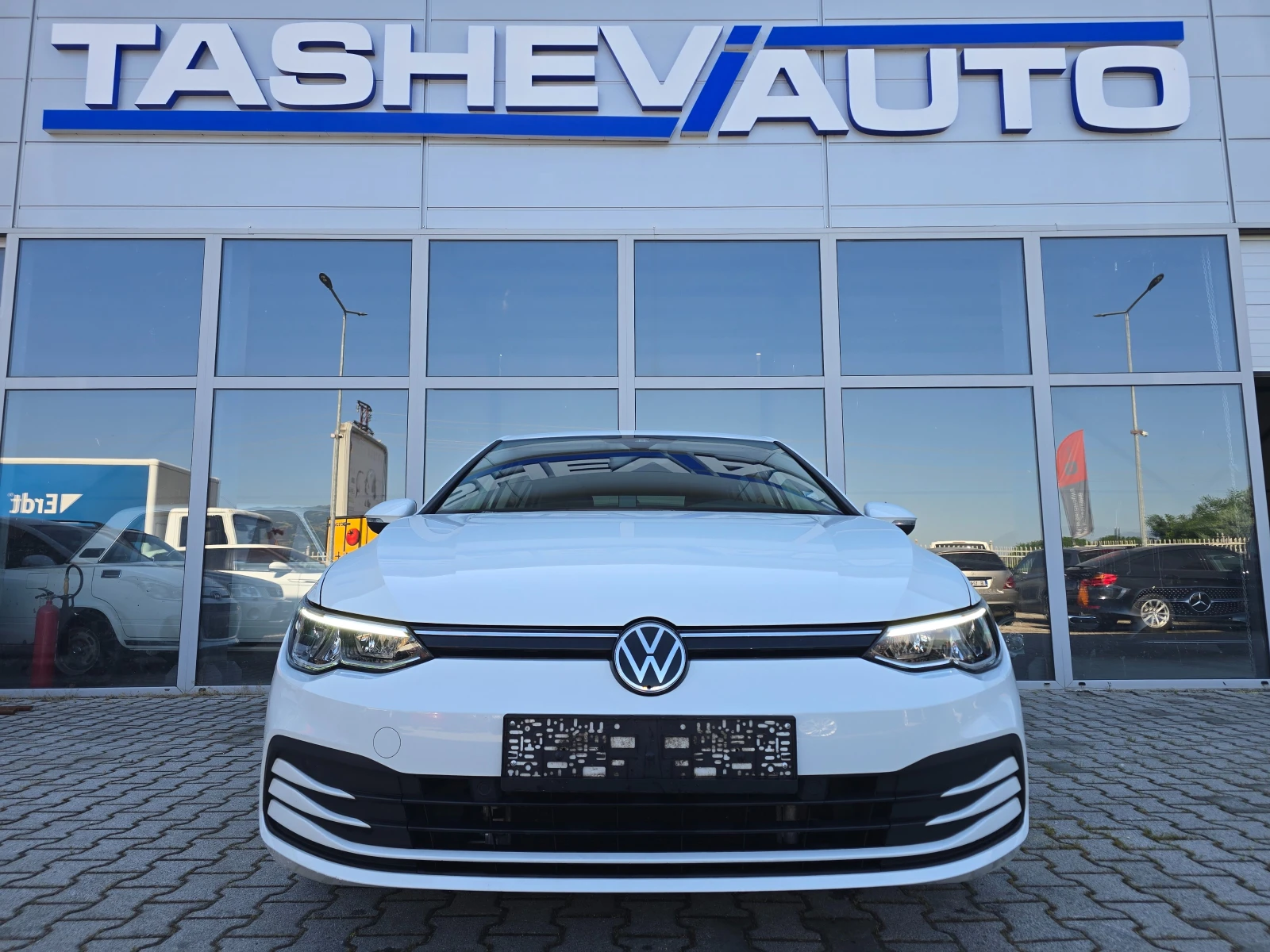 VW Golf 8 TDi* * EURO6D* * , снимка 3 - Автомобили и джипове - 54716875