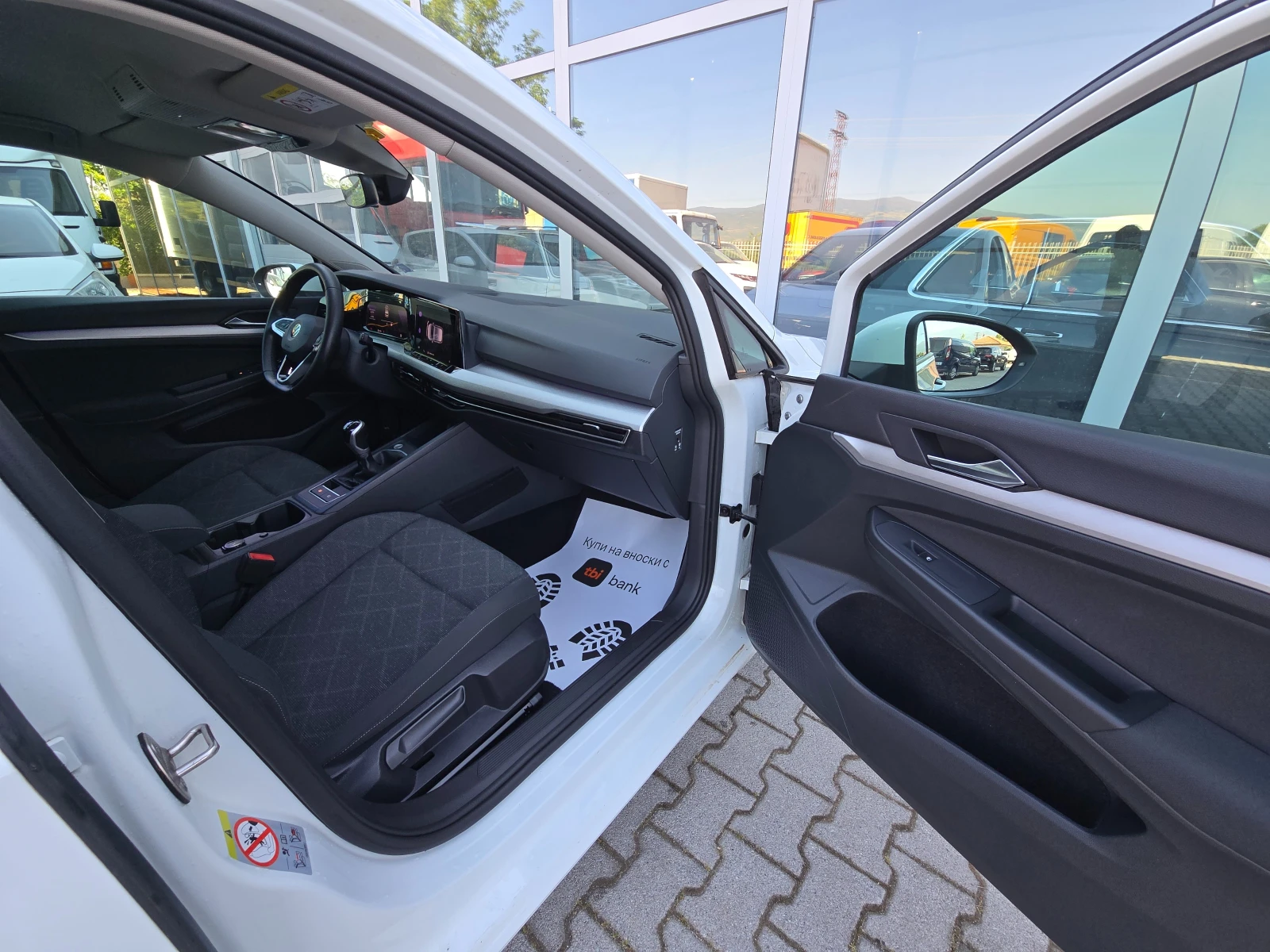 VW Golf 8 TDi* * EURO6D* * , снимка 15 - Автомобили и джипове - 54716875