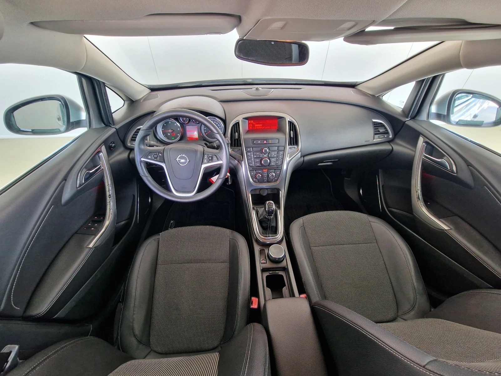 Opel Astra 1.7 110kc COSMO TOP, снимка 13 - Автомобили и джипове - 54959265