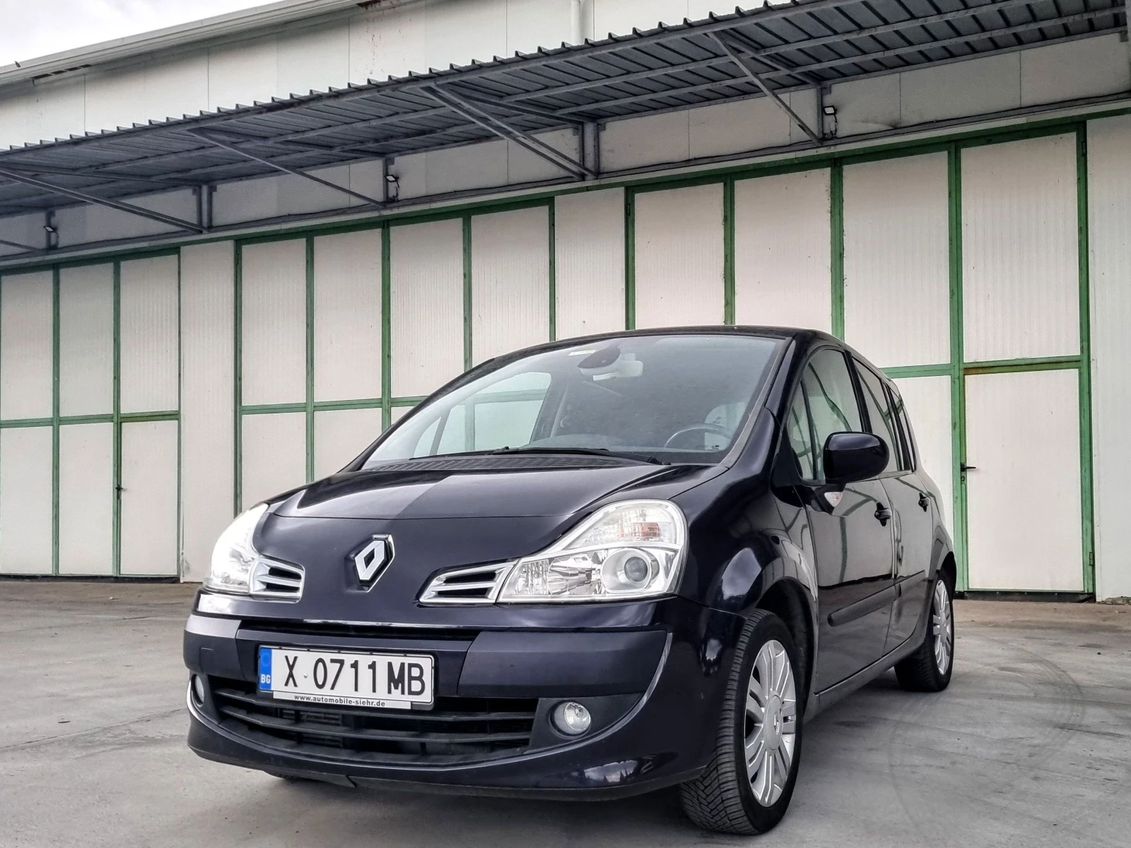 Renault Modus 1.2 16v 75 к.с. ПАРКТРОНИК * КЛИМАТРОНИК* ТЕМПОМАТ, снимка 6 - Автомобили и джипове - 55222787