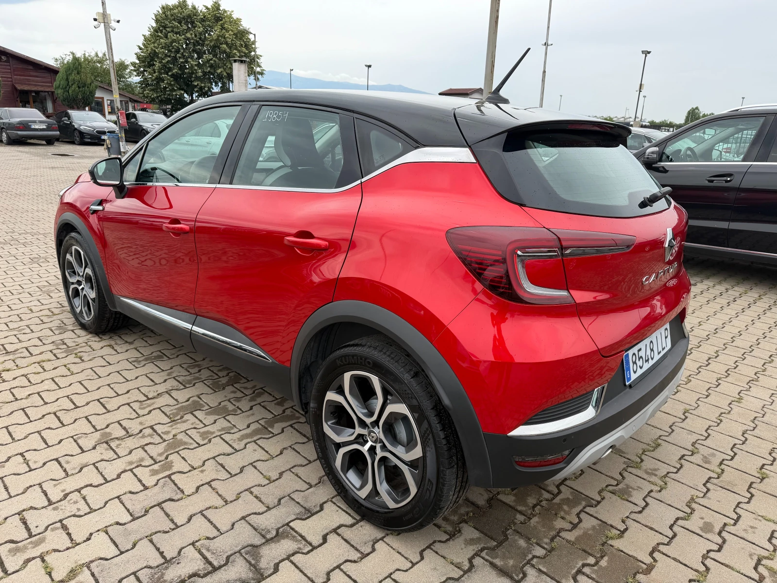 Renault Captur 1.5DCI NAVI/KAMERA/KOJA EURO 6, снимка 8 - Автомобили и джипове - 55431150