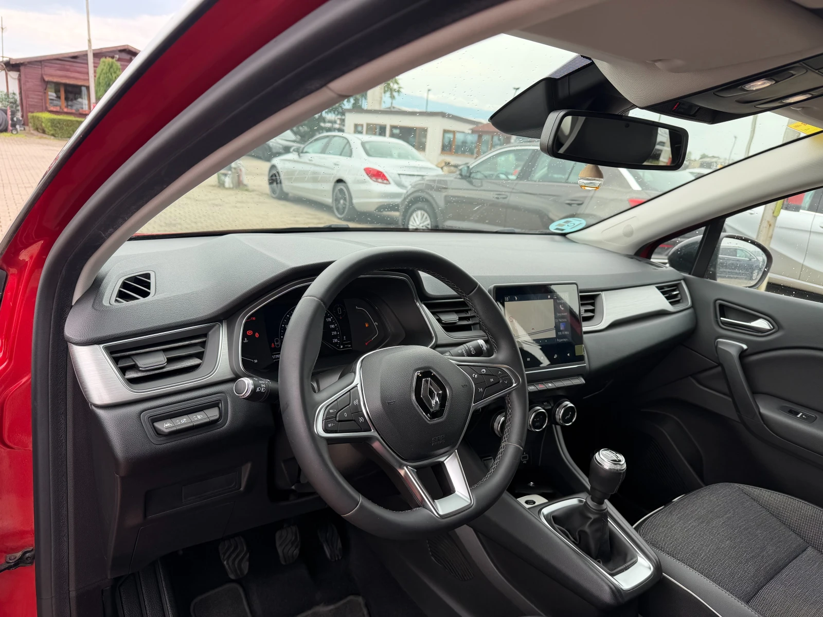 Renault Captur 1.5DCI NAVI/KAMERA/KOJA EURO 6, снимка 13 - Автомобили и джипове - 55431150