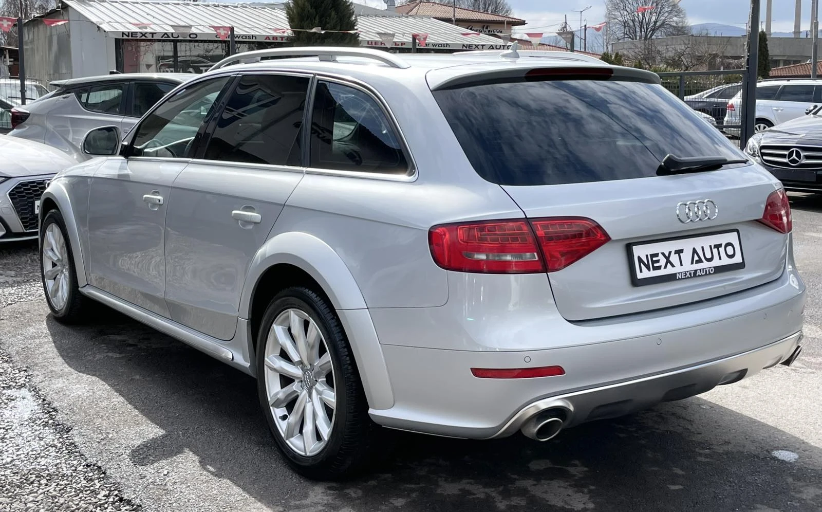 Audi A4 Allroad 3.0TDI 239HP BANG&OLUFSEN LED ПОДГРЕВ E5A, снимка 7 - Автомобили и джипове - 55665534
