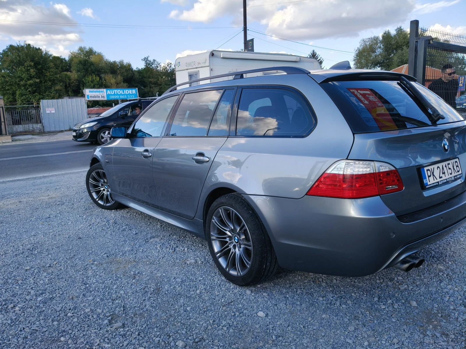 BMW 525 3.0Xi M-paket, снимка 4 - Автомобили и джипове - 56331676