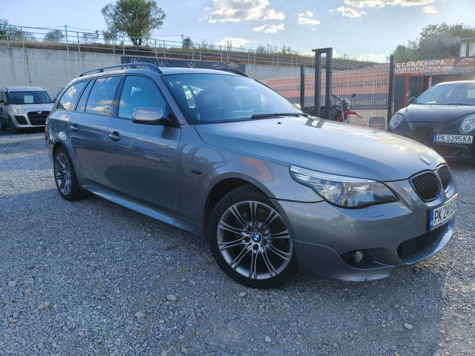 BMW 525 3.0Xi M-paket, снимка 2 - Автомобили и джипове - 56331676