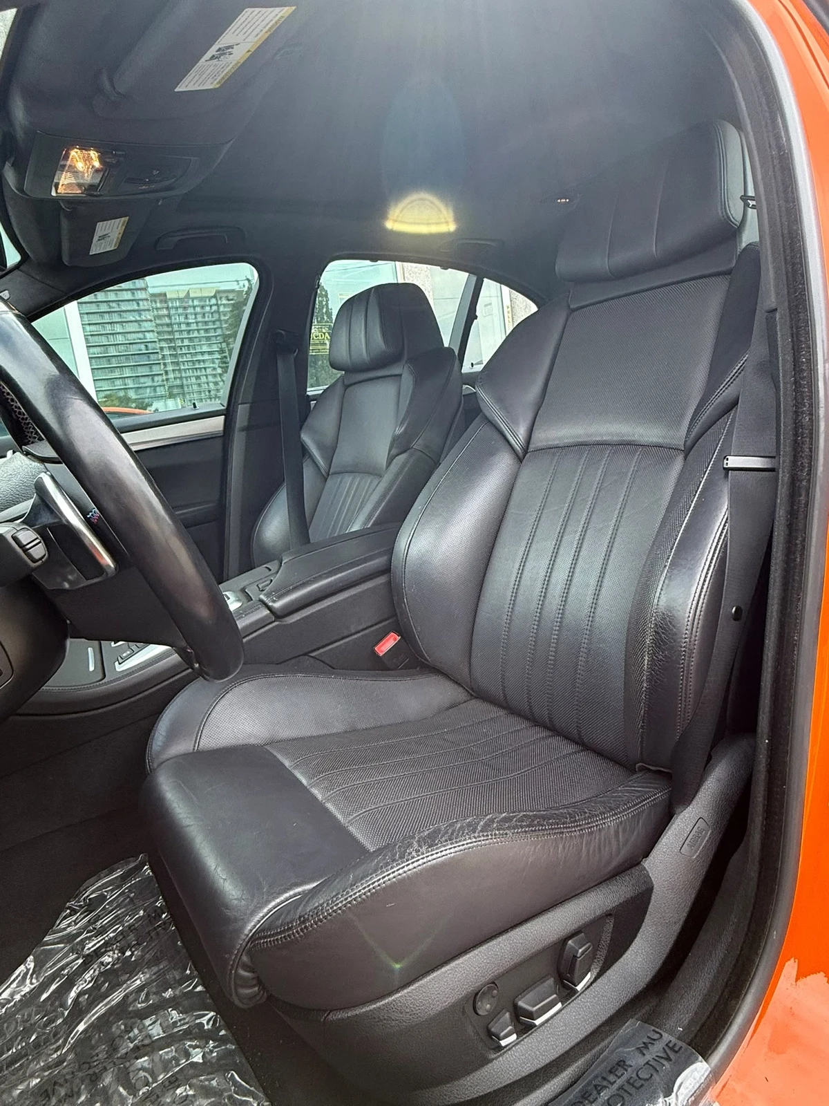 BMW M5 FIRE ORANGE* M PERFORMANCE* SOFT CLOSE* 360* ЩОРИ, снимка 8 - Автомобили и джипове - 56377738