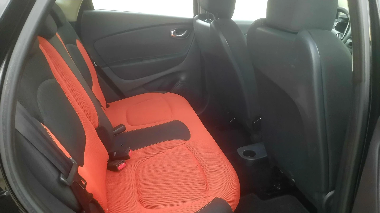 Renault Captur Navi Keyless, снимка 14 - Автомобили и джипове - 56535871