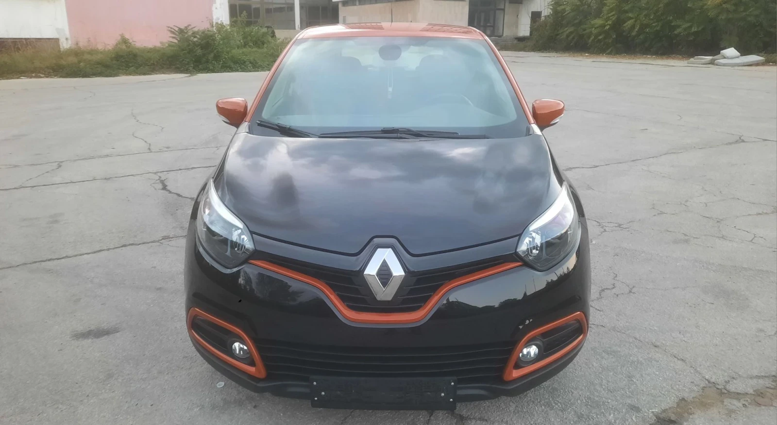 Renault Captur Navi Keyless, снимка 2 - Автомобили и джипове - 56535871