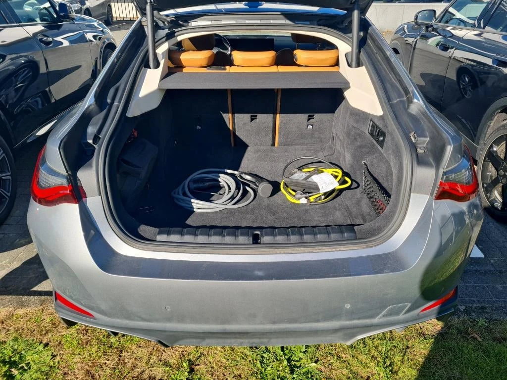 BMW i4 eDrive40 Gran Coupe Leather LED Navi 93%SoH | Mobile.bg � ����������� 11