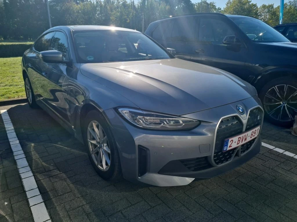 BMW i4 eDrive40 Gran Coupe Leather LED Navi 93%SoH | Mobile.bg � ����������� 2