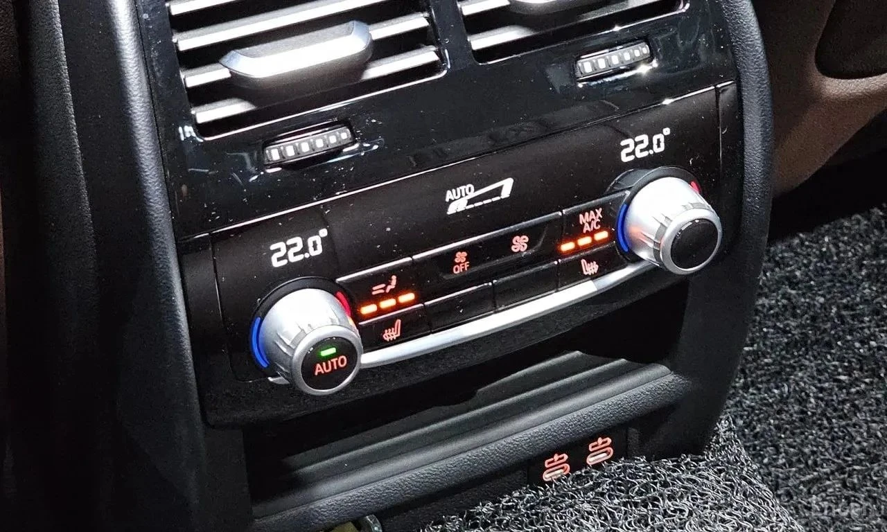 BMW 530, снимка 17 - Автомобили и джипове - 56727877