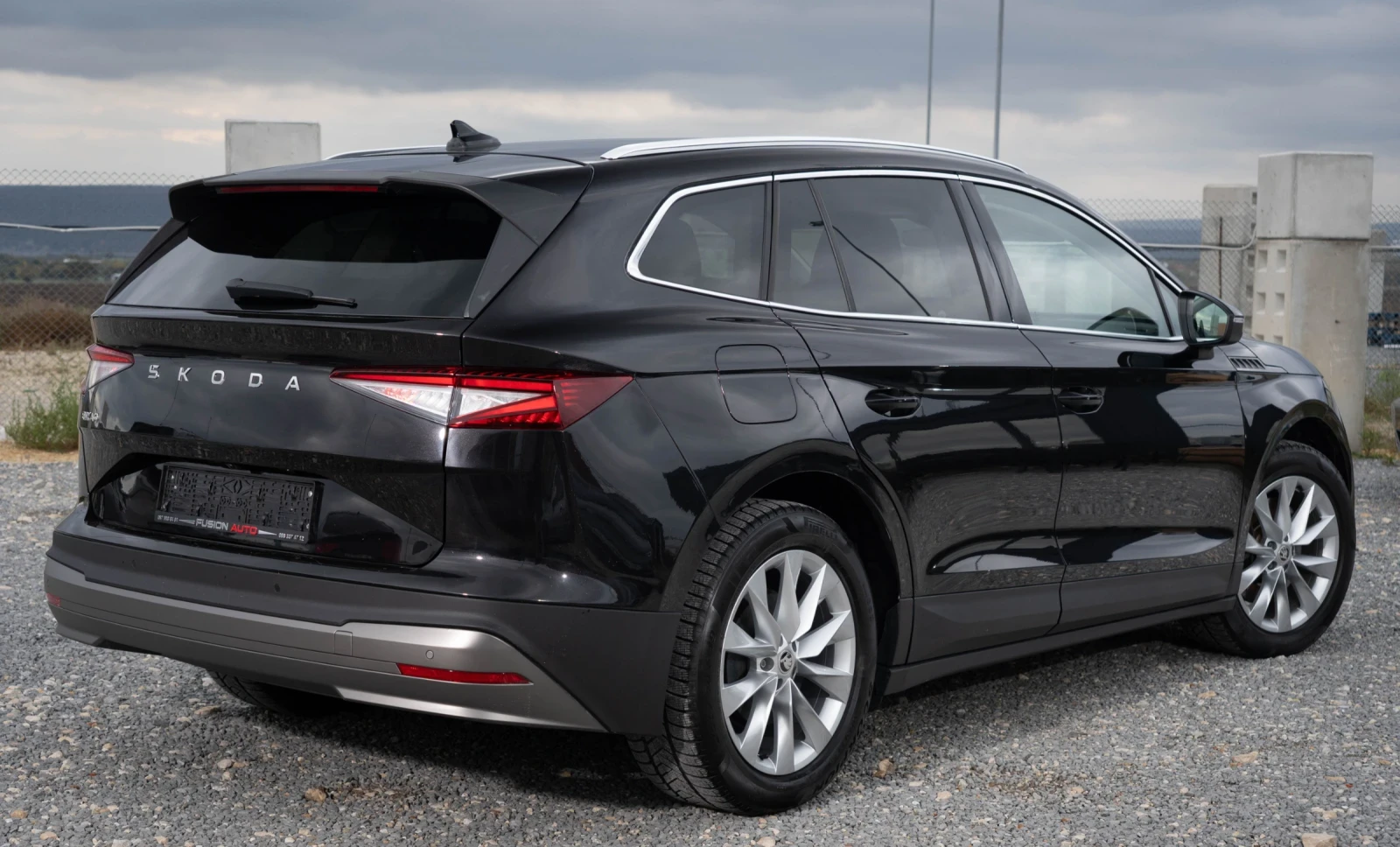 Skoda Enyaq 85 SUITE * Crystal Lightning, снимка 6 - Автомобили и джипове - 56747012