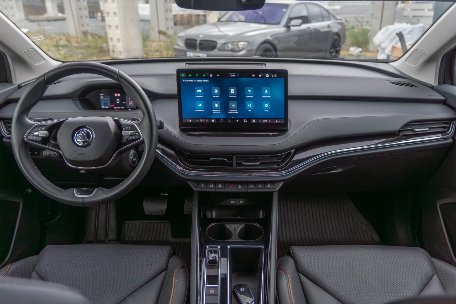 Skoda Enyaq 85 SUITE * Crystal Lightning, снимка 11 - Автомобили и джипове - 56747012