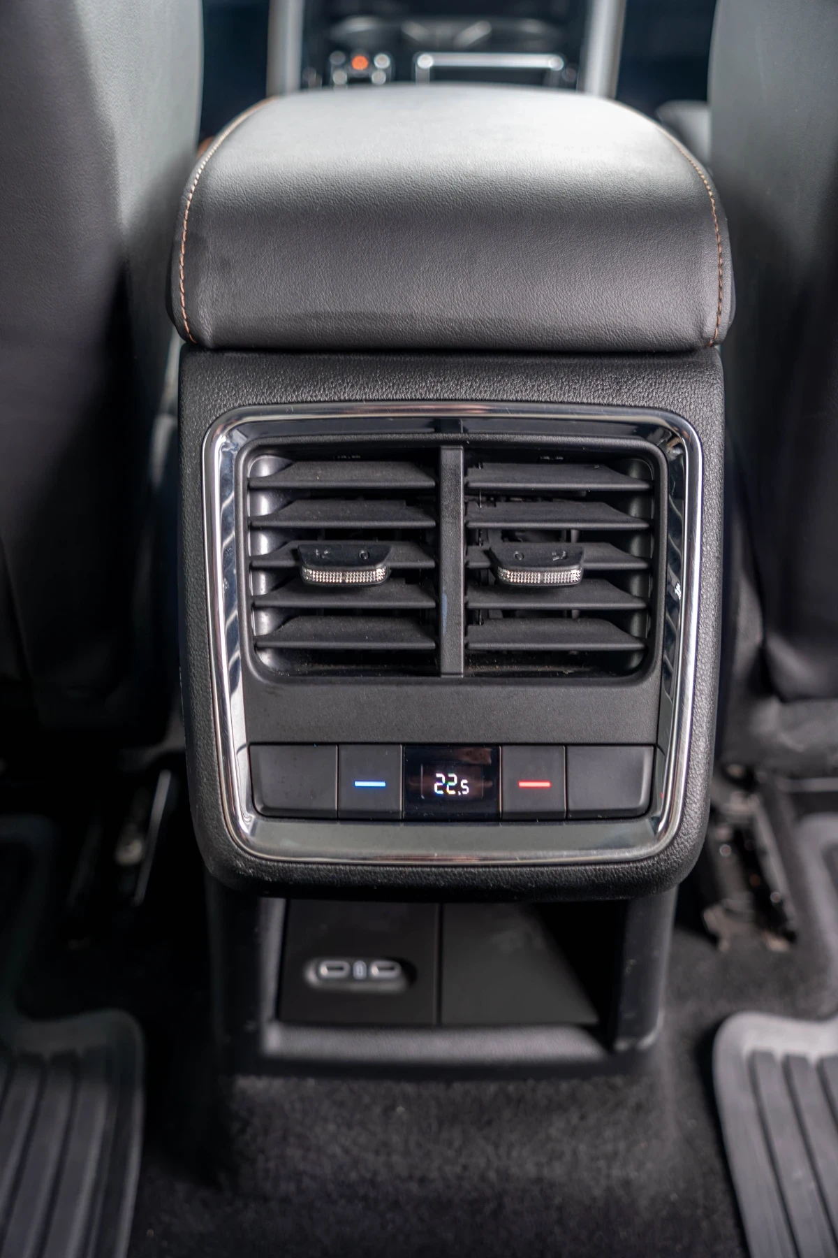 Skoda Enyaq 85 SUITE * Crystal Lightning, снимка 10 - Автомобили и джипове - 56747012