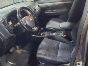 Mitsubishi Outlander  ES| ПОДГРЕВИ| ПАНОРАМА| 7 МЕСТЕН| , снимка 10