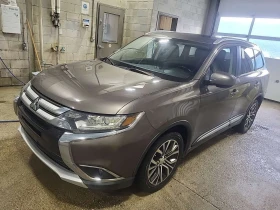 Mitsubishi Outlander  ES| ПОДГРЕВИ| ПАНОРАМА| 7 МЕСТЕН| , снимка 1