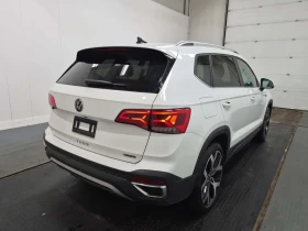 VW Taos HIGHLINE| LANE ASSIST| ПОДГРЕВИ| ПАНО| 2 КЛЮЧА| , снимка 3