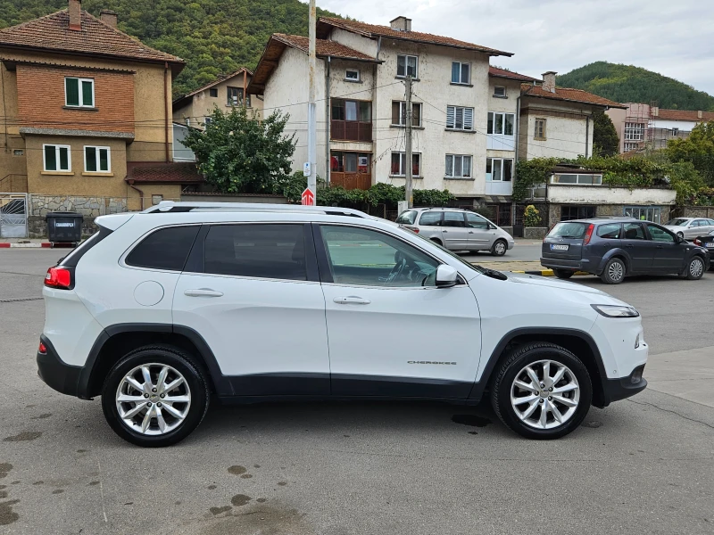 Jeep Cherokee Koja/Navig/Ksenon/LIMITED/6skorosti, снимка 7 - Автомобили и джипове - 47571207