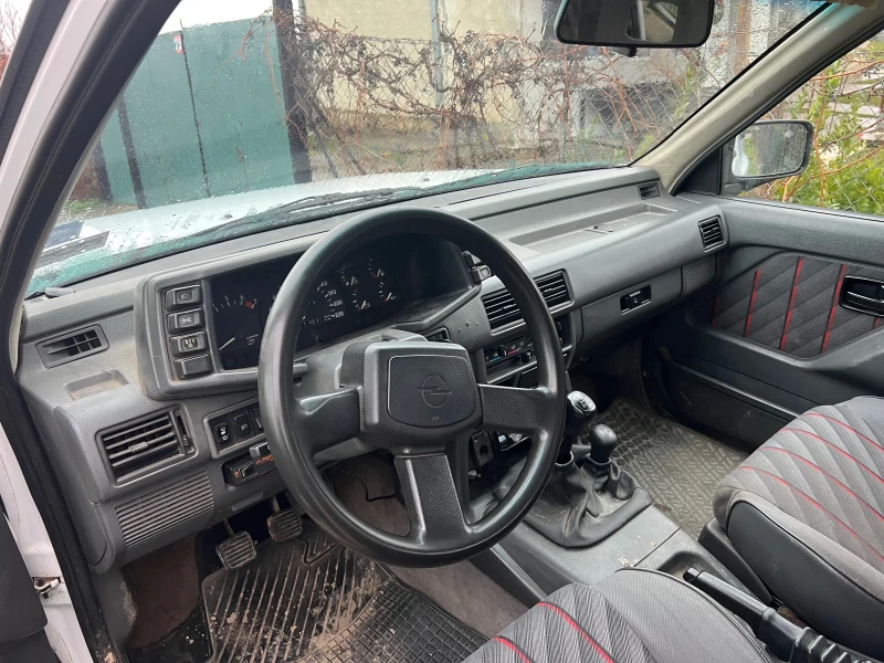 Opel Frontera, снимка 9 - Автомобили и джипове - 48453873