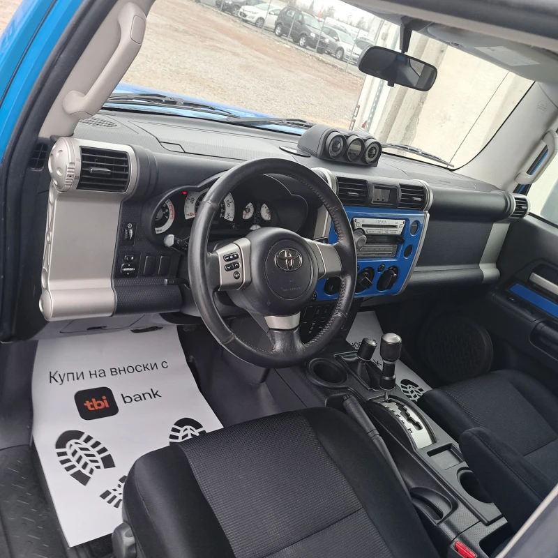 Toyota Fj cruiser 4.0* 239Hp* УНИКАТ!, снимка 8 - Автомобили и джипове - 49322960