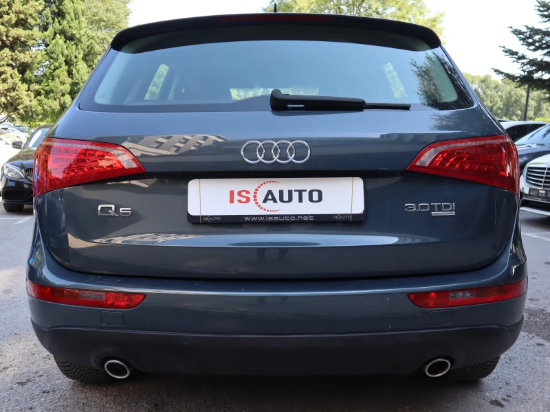 Audi Q5 3.0TDI/Xenon/Navi/PDC/F1, снимка 5 - Автомобили и джипове - 50985468