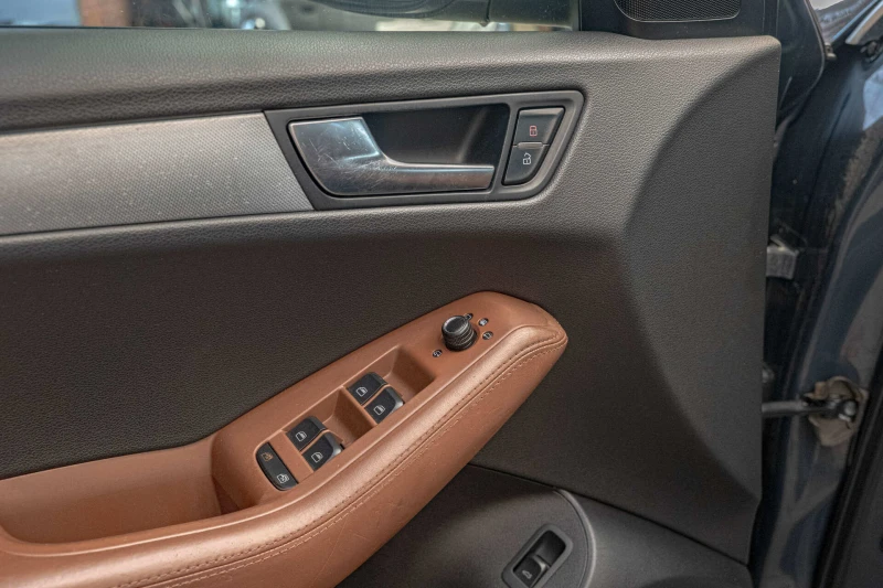 Audi Q5 3.0TDI/Xenon/Navi/PDC/F1, снимка 9 - Автомобили и джипове - 50985468