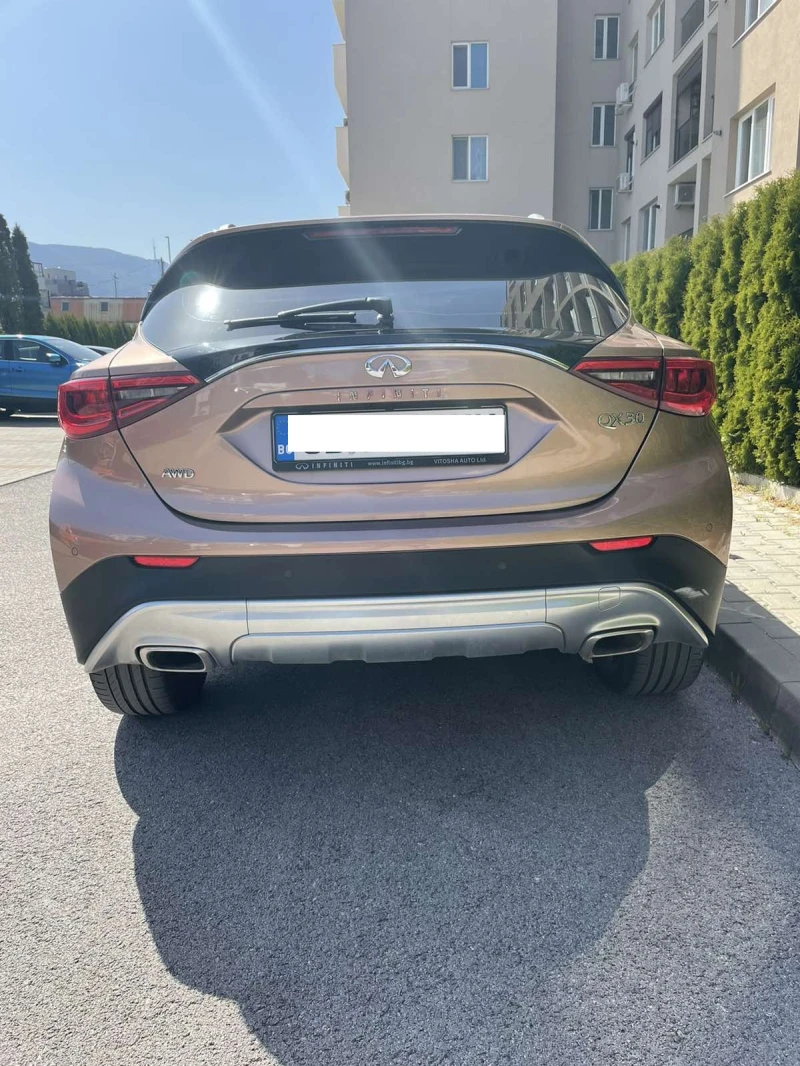 Infiniti QX30, снимка 4 - Автомобили и джипове - 52558433