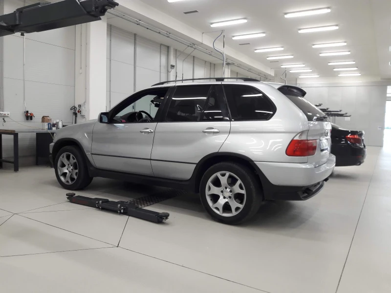 BMW X5, снимка 2 - Автомобили и джипове - 53582344