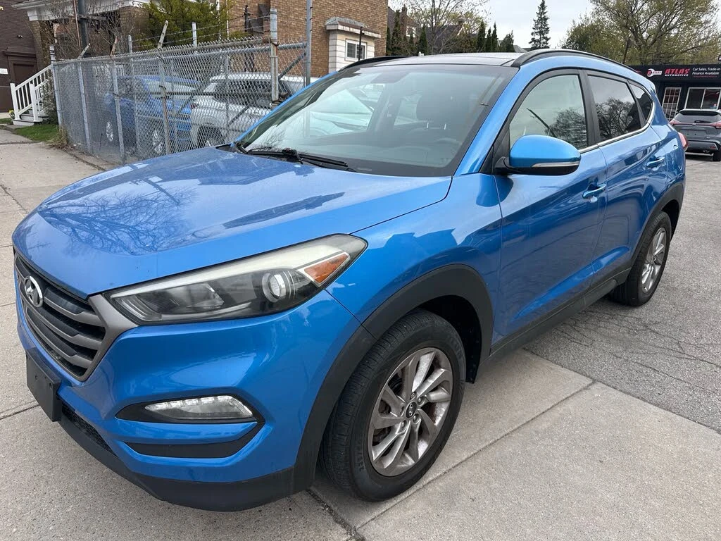 Hyundai Tucson LUXURY* МЪРТВАТОЧКА* ПАНОРАМА* ПОДГРЕВ* КАМЕРА* КО, снимка 1