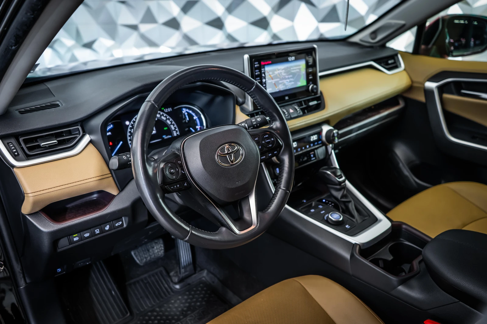 Toyota Rav4 luxury Premium  - изображение 8