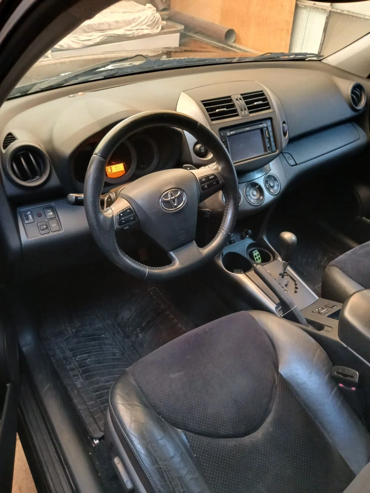 Toyota Rav4 2.2D 4X4, FACE , Автоматик, Кожа - изображение 10