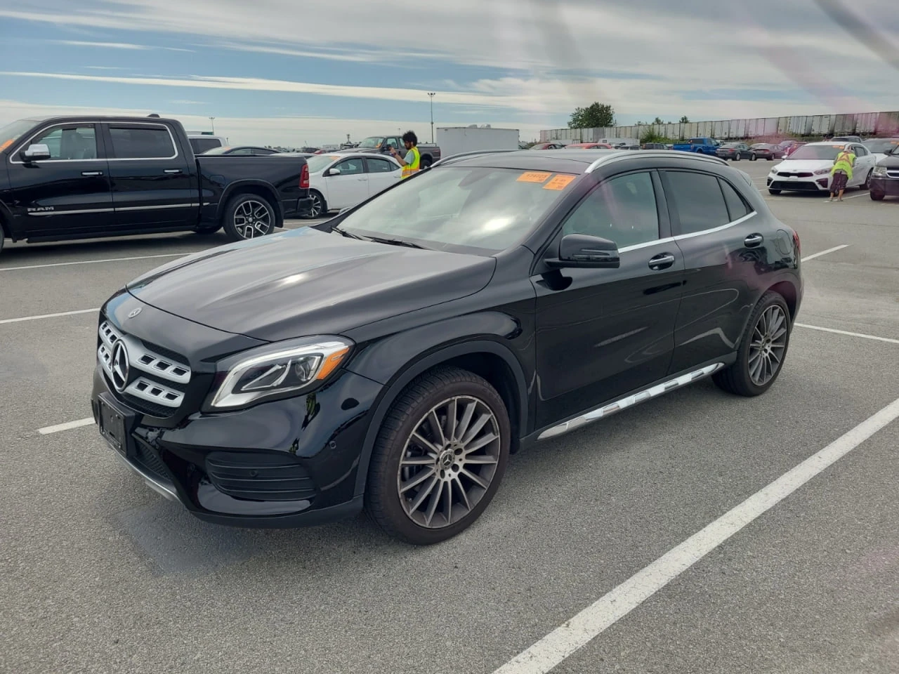 Mercedes-Benz GLA * CARFAX * АВТО КРЕДИТ * ЦЕНА ДО БГ! - изображение 4