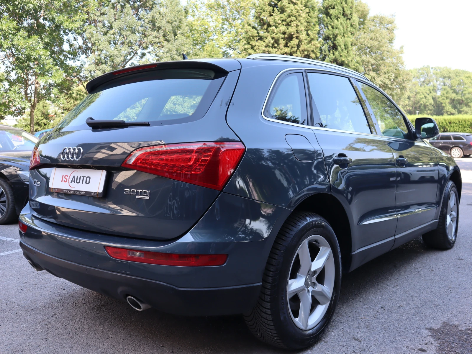 Audi Q5 3.0TDI/Xenon/Navi/PDC/F1 - изображение 4