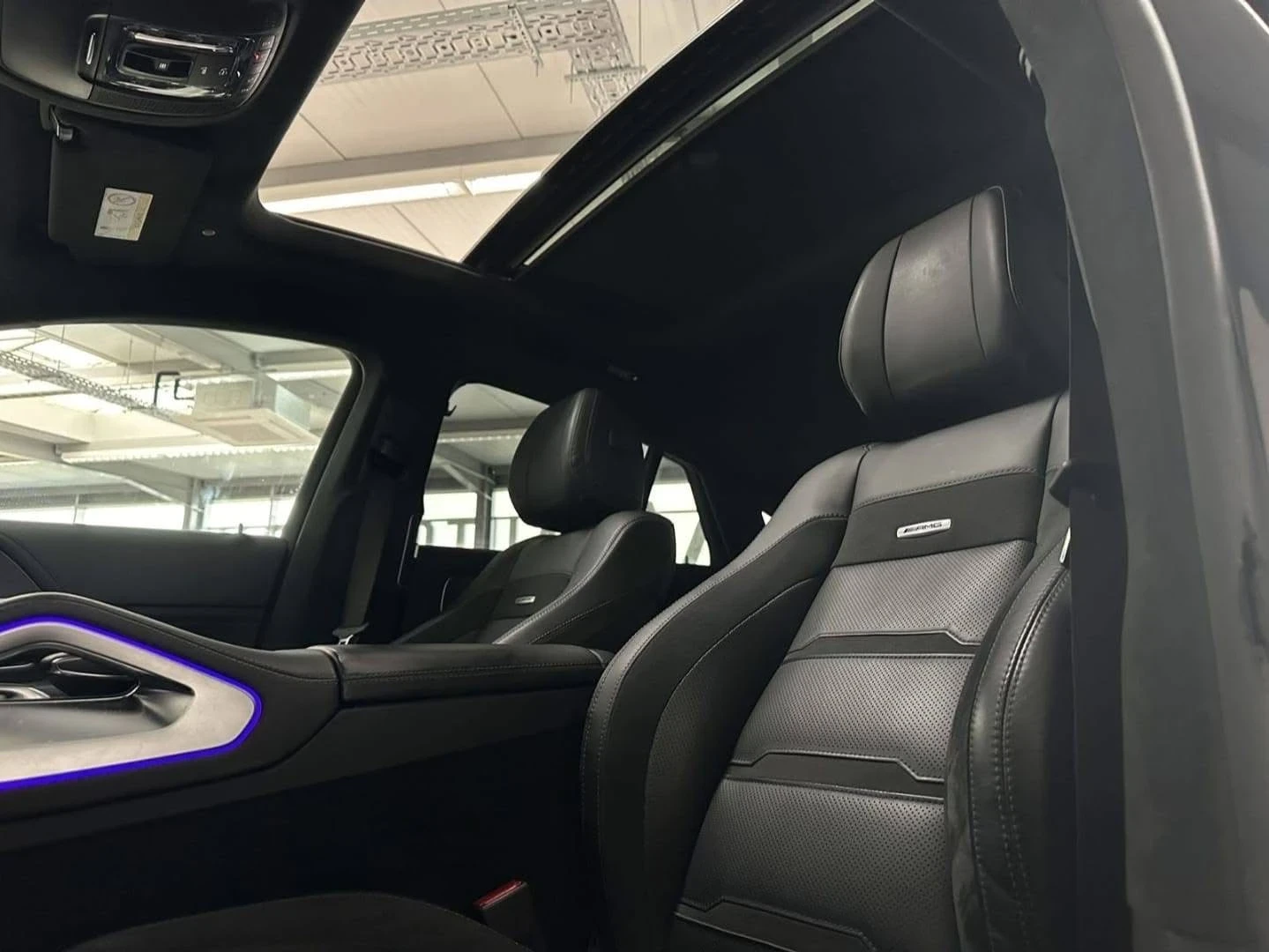 Mercedes-Benz GLE 53 4MATIC ОЧАКВАН ВНОС FULL AMG BLACK LINE ПАНО ЛИЗИНГ 100% - изображение 8