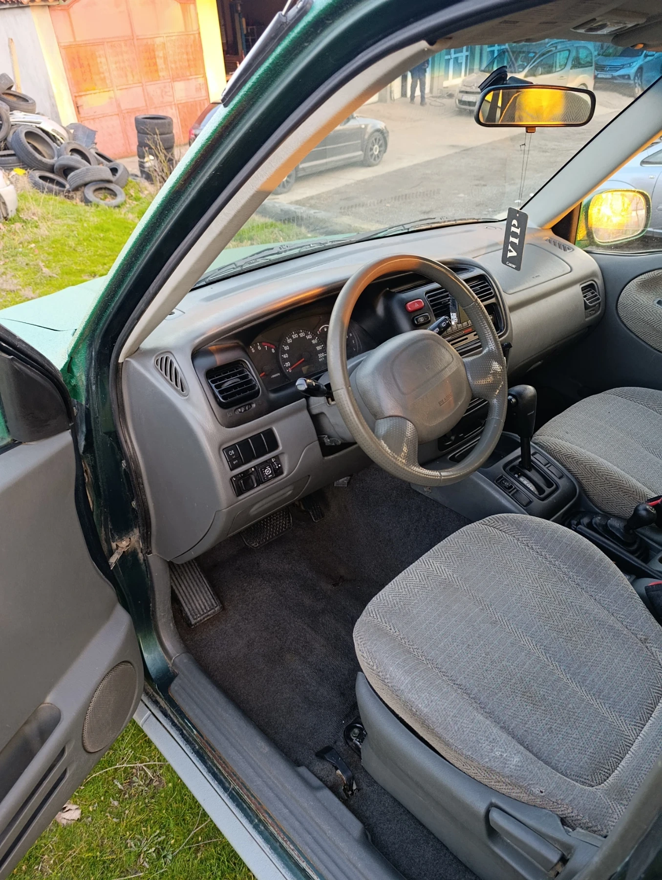 Suzuki Grand vitara, снимка 11 - Автомобили и джипове - 53778529
