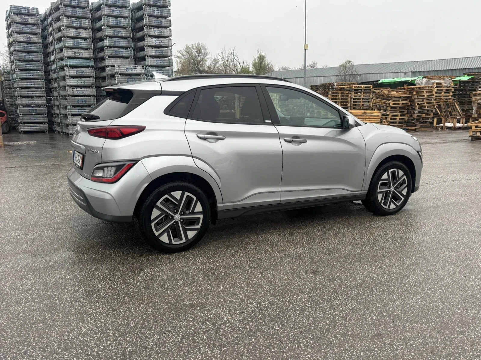 Hyundai Kona 64Kw/22г./Hyundai сертификат SOH-100%, снимка 5 - Автомобили и джипове - 54055695