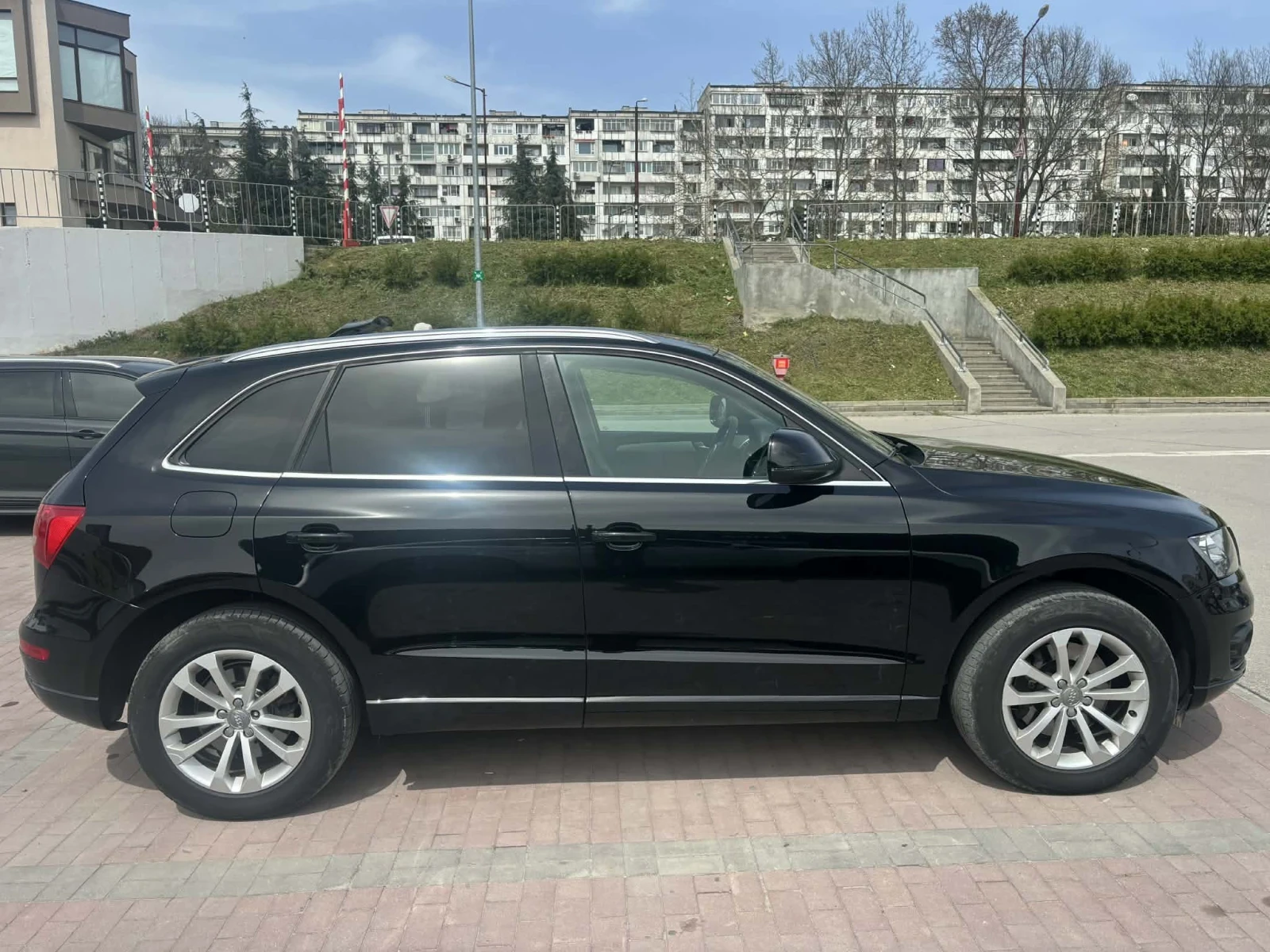 Audi Q5 3.0 TDI 239 hp, снимка 5 - Автомобили и джипове - 54209071