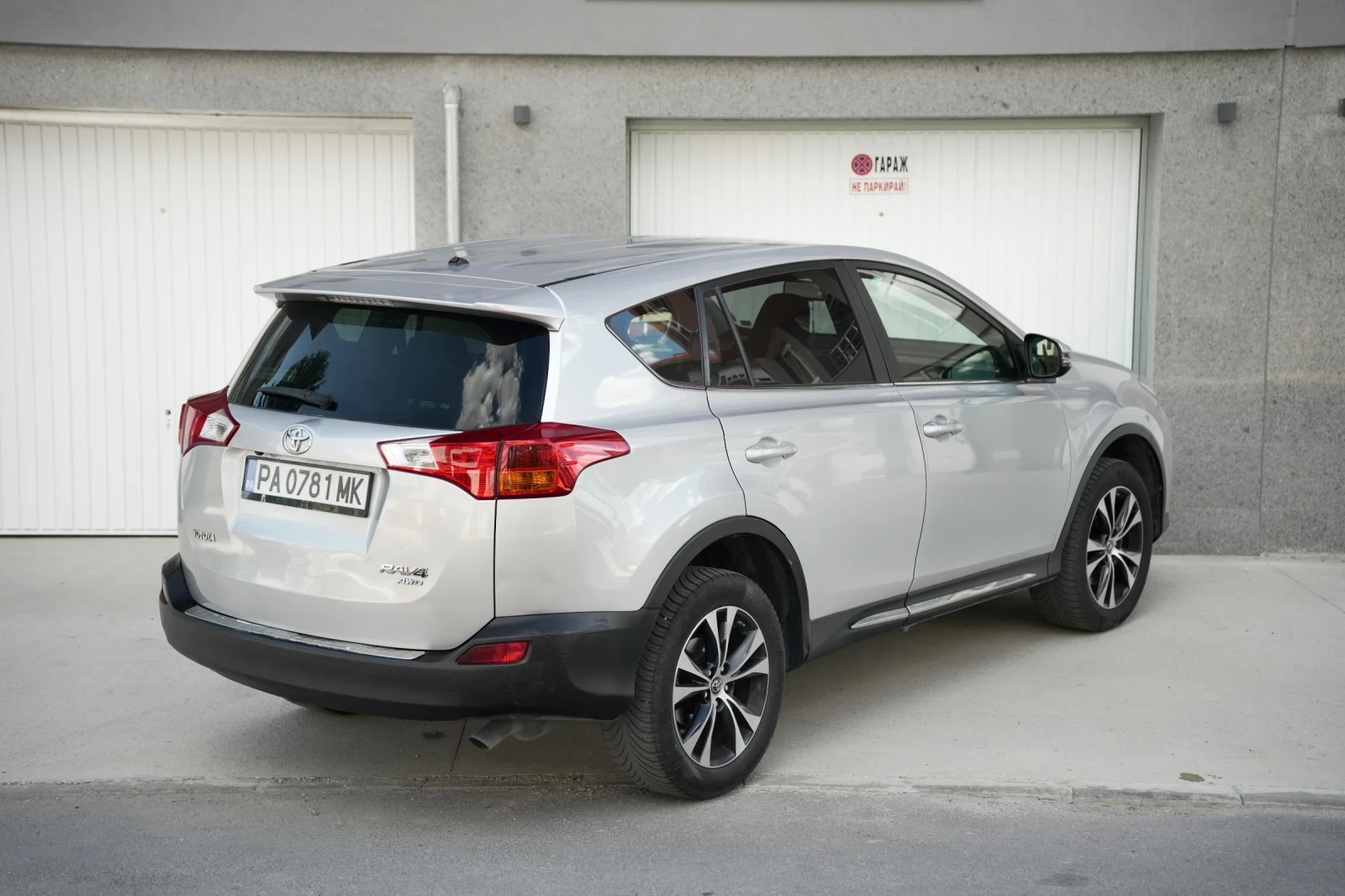 Toyota Rav4 4x4* D4D* Keyless* Chrome Pack* Камера* NAVI, снимка 6 - Автомобили и джипове - 55157406