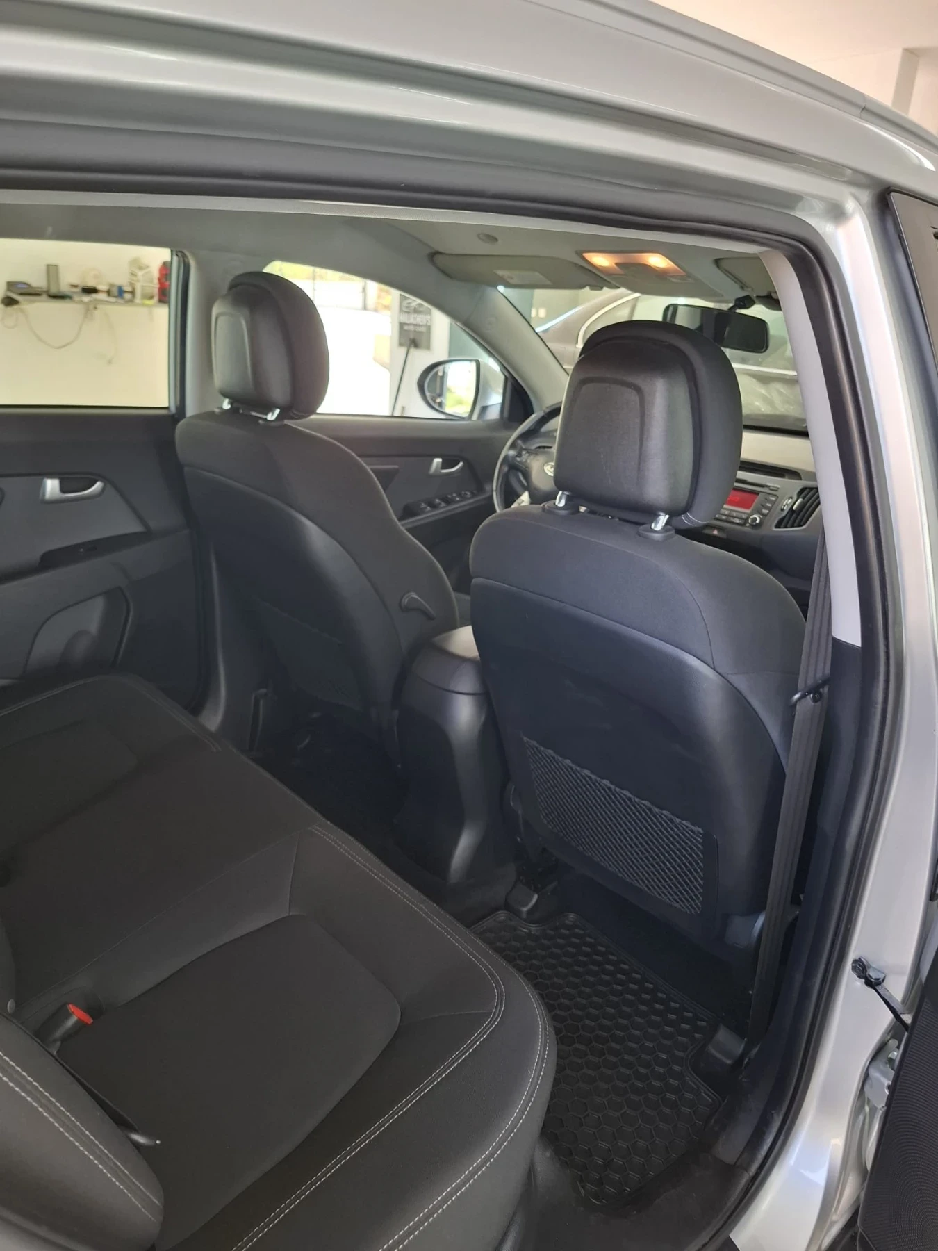 Kia Sportage 1.7CRDI* 2WD* TOP, снимка 16 - Автомобили и джипове - 55352697
