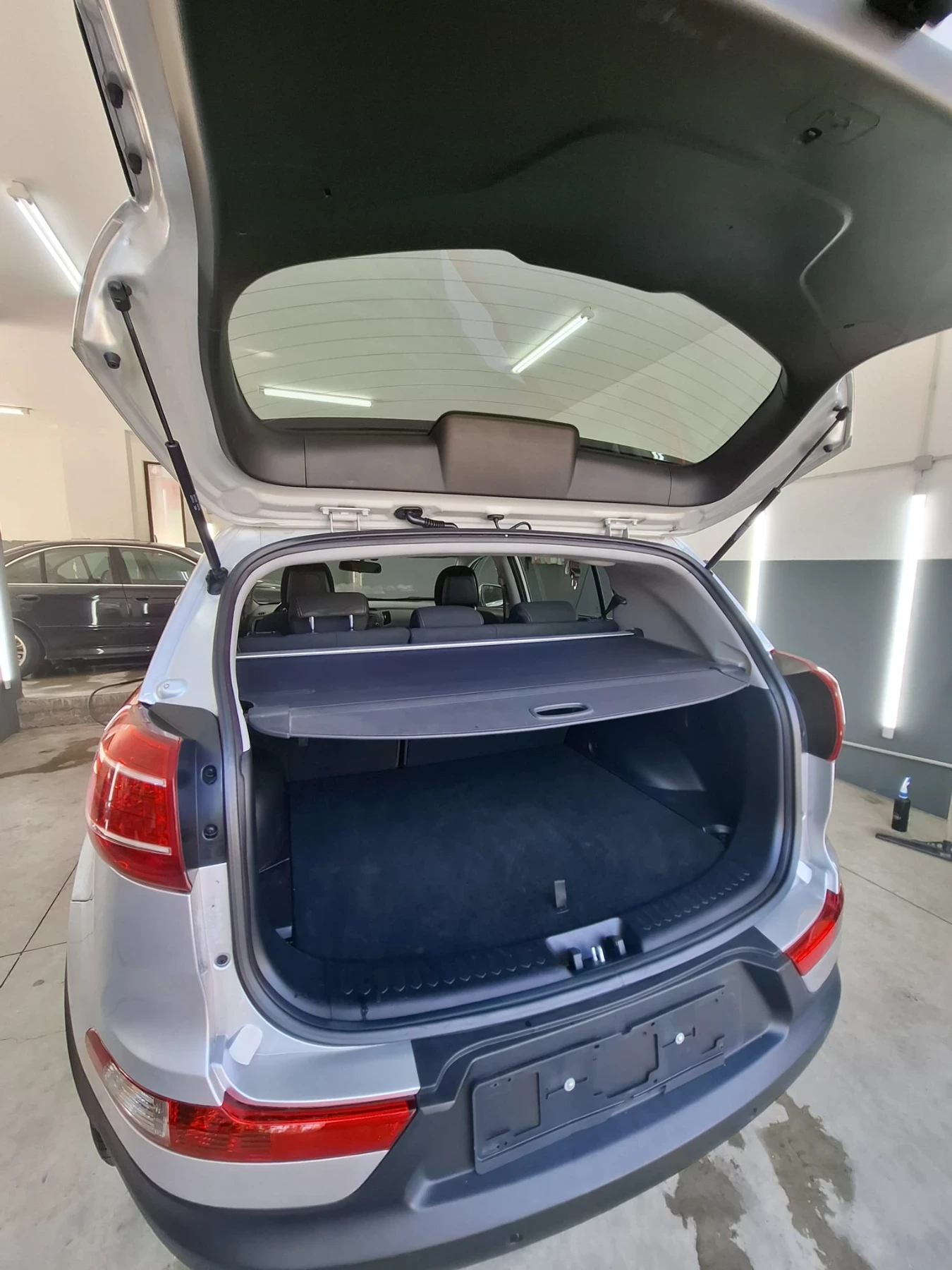Kia Sportage 1.7CRDI* 2WD* TOP, снимка 9 - Автомобили и джипове - 55352697