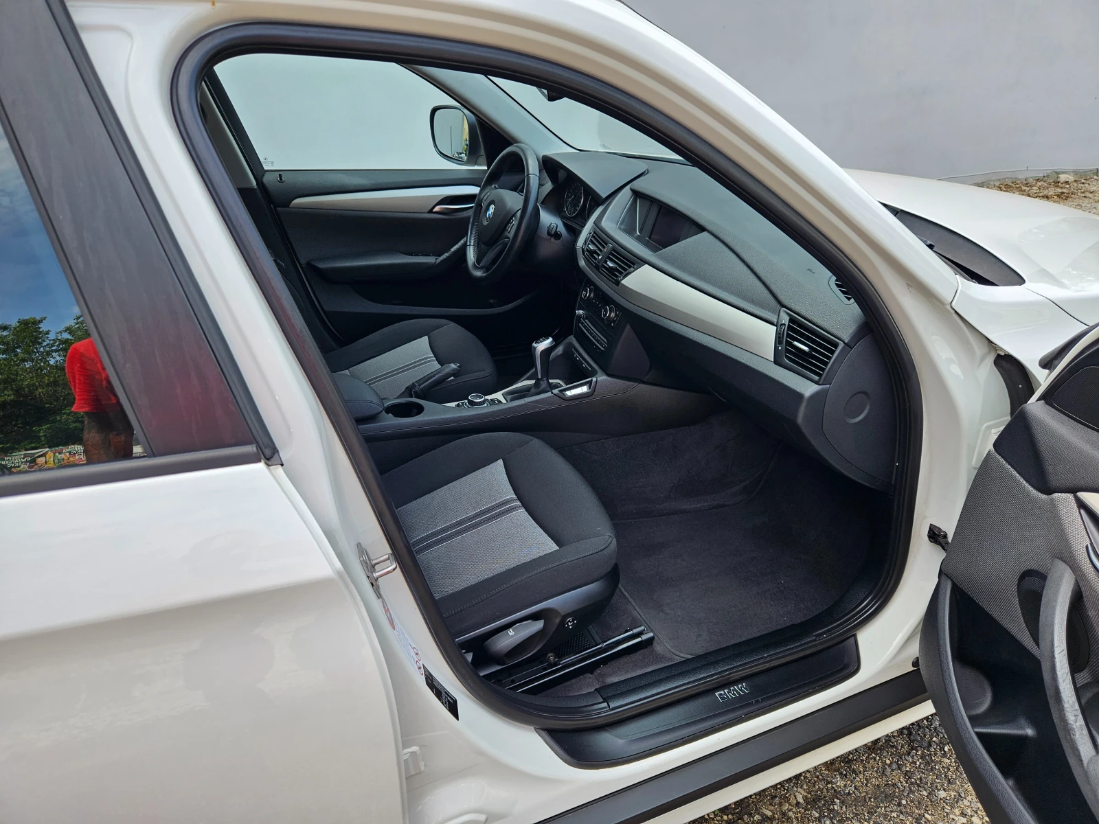 BMW X1 1.8 143kc, снимка 11 - Автомобили и джипове - 55600870