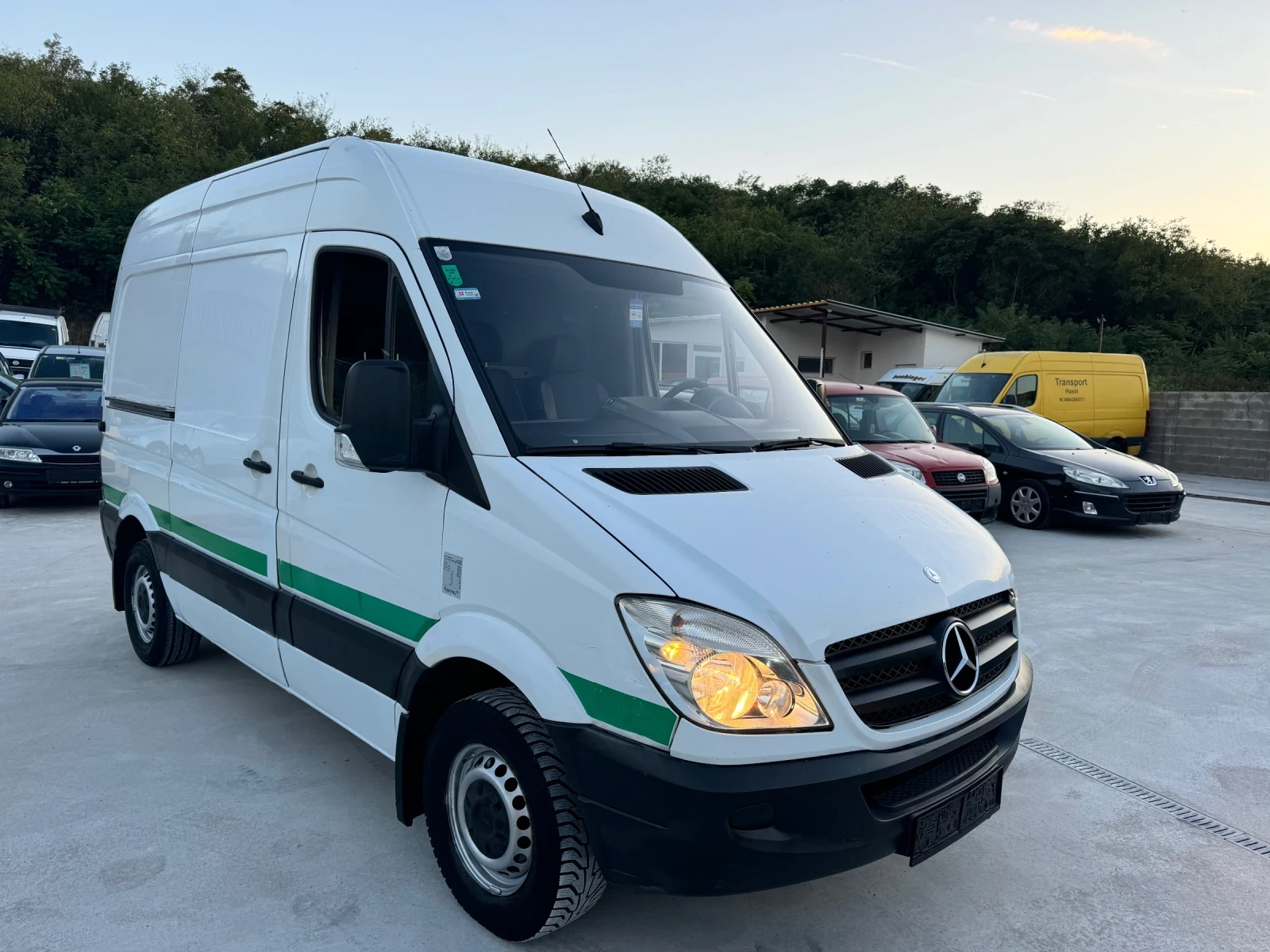 Mercedes-Benz Sprinter 313 2.2CDI 2 странични врати 6ск. ЛИЗИНГ - изображение 3