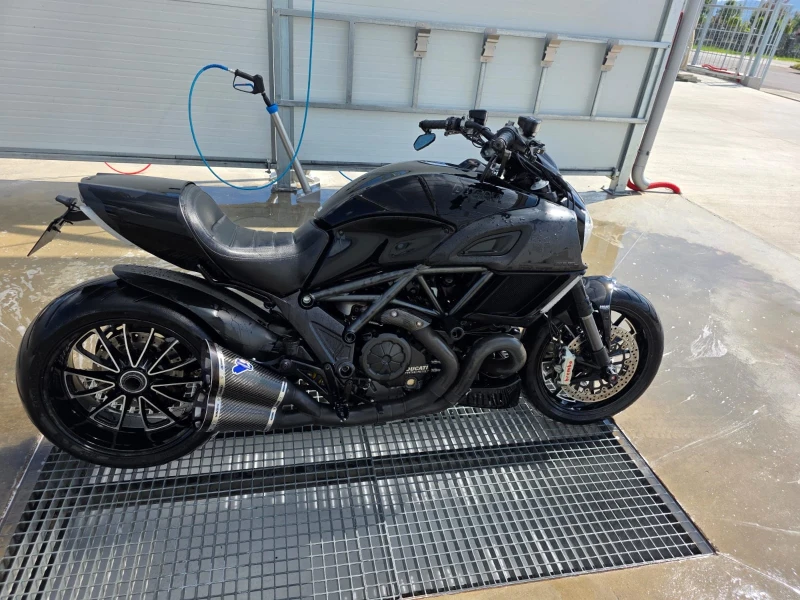 Ducati Diavel, снимка 11 - Мотоциклети и мототехника - 52540992