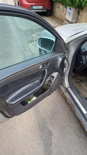 Mercedes-Benz C 220, снимка 6