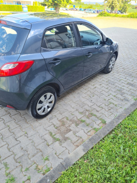 Mazda 2 1.3куб.75к.с.2010г. Бензин , снимка 9